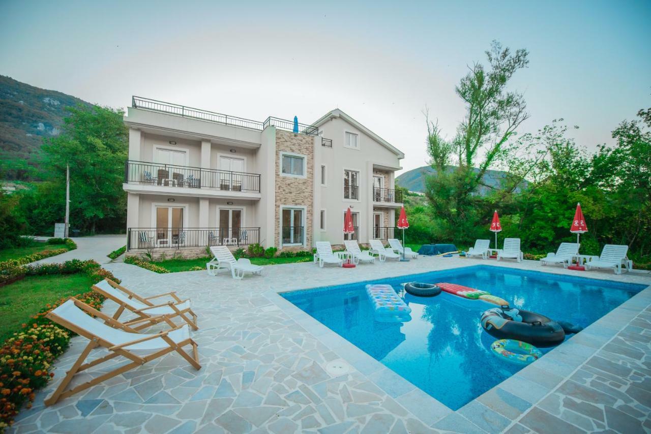 Apartment Vrutak Kotor Exterior photo